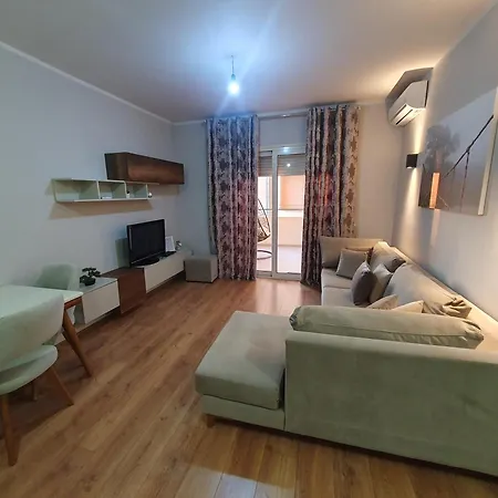 Ξενοδοχείο με διαμερίσματα Fael Luxury Vlorë