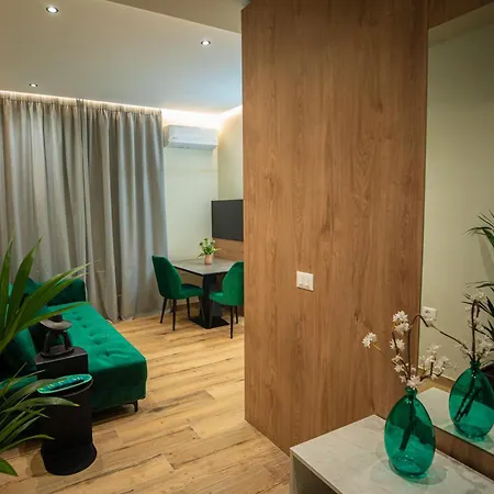 Ξενοδοχείο με διαμερίσματα Fael Luxury Vlorë