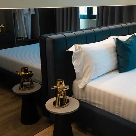 Luxury 
