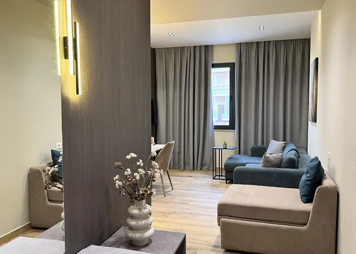 Fael Luxury 3* Vlorë