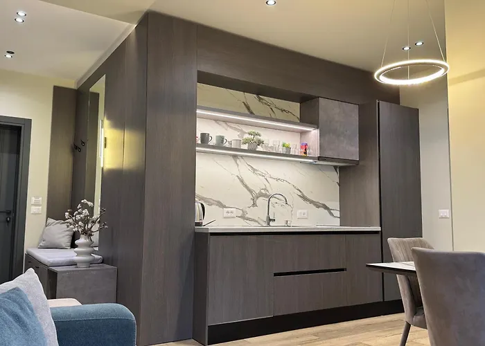 Fael Luxury 3* Vlorë
