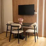아파트호텔 Fael Luxury Vlorë