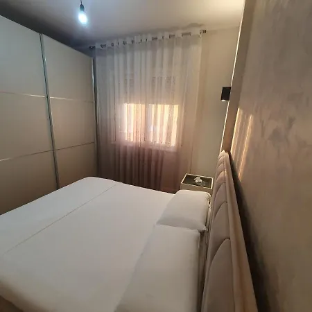 Fael Luxury 3* فلورا