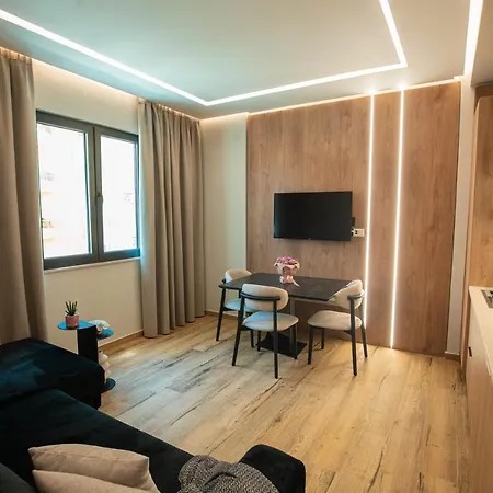 Fael Luxury Wlora