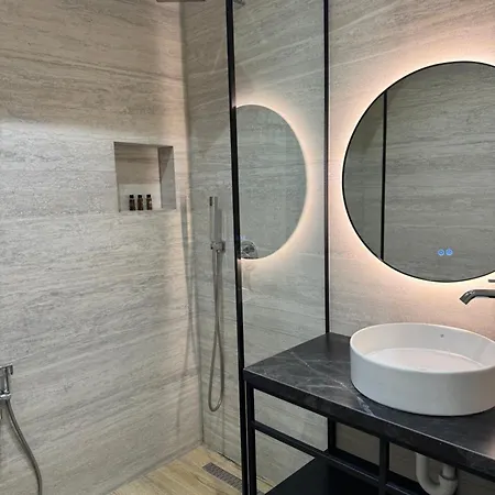 Fael Luxury 3* Vlorë