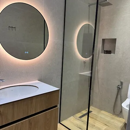 Ξενοδοχείο με διαμερίσματα Fael Luxury Vlorë
